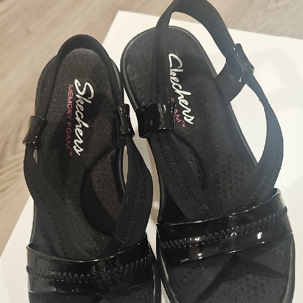 Skechers Black Sandals with Slingback Strap and Cushioned Footbed